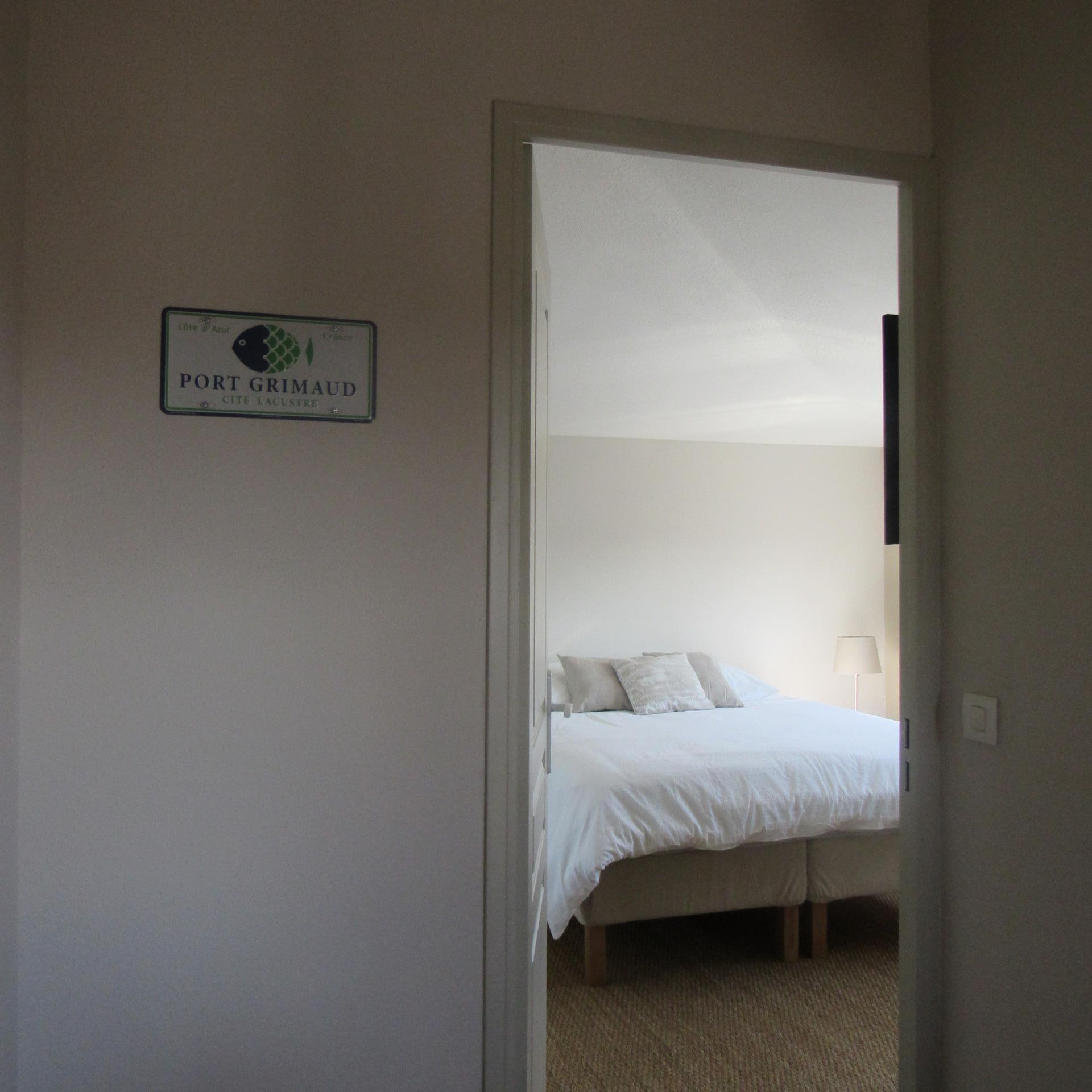 Entrée chambre haut