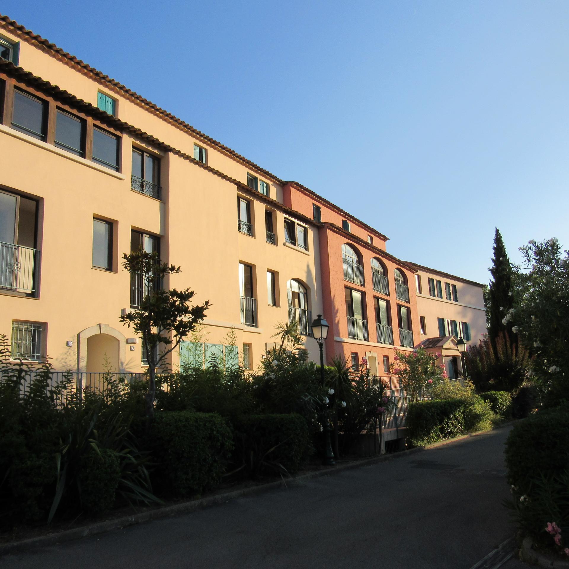 Façade 1